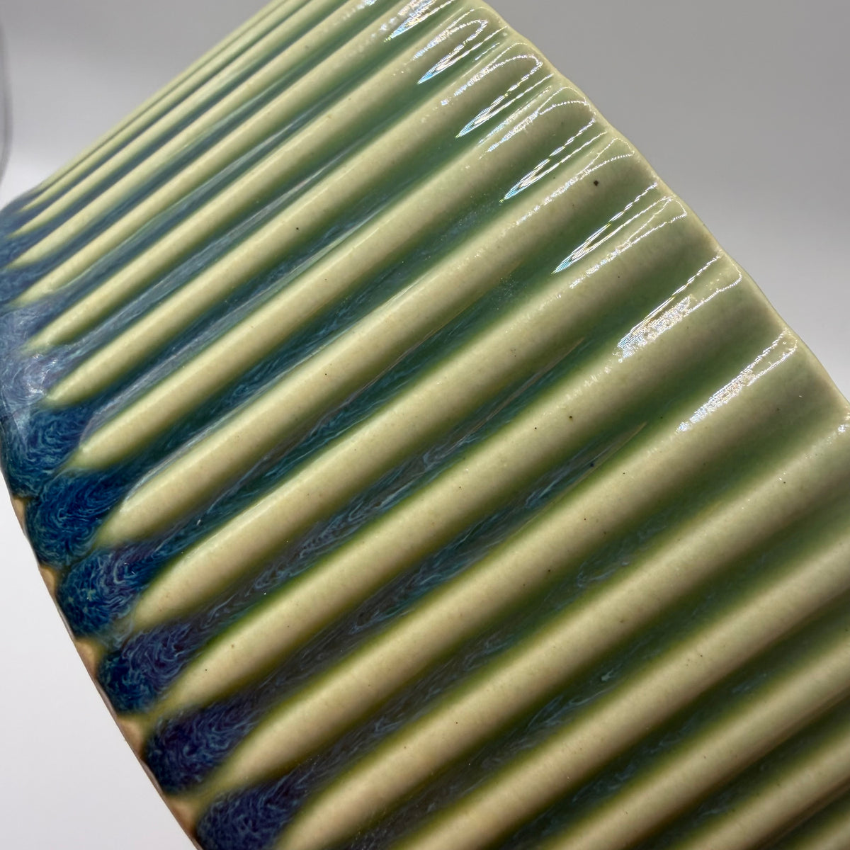 Grooved Soup/Cereal Bowl in Glossy Rhodes Green