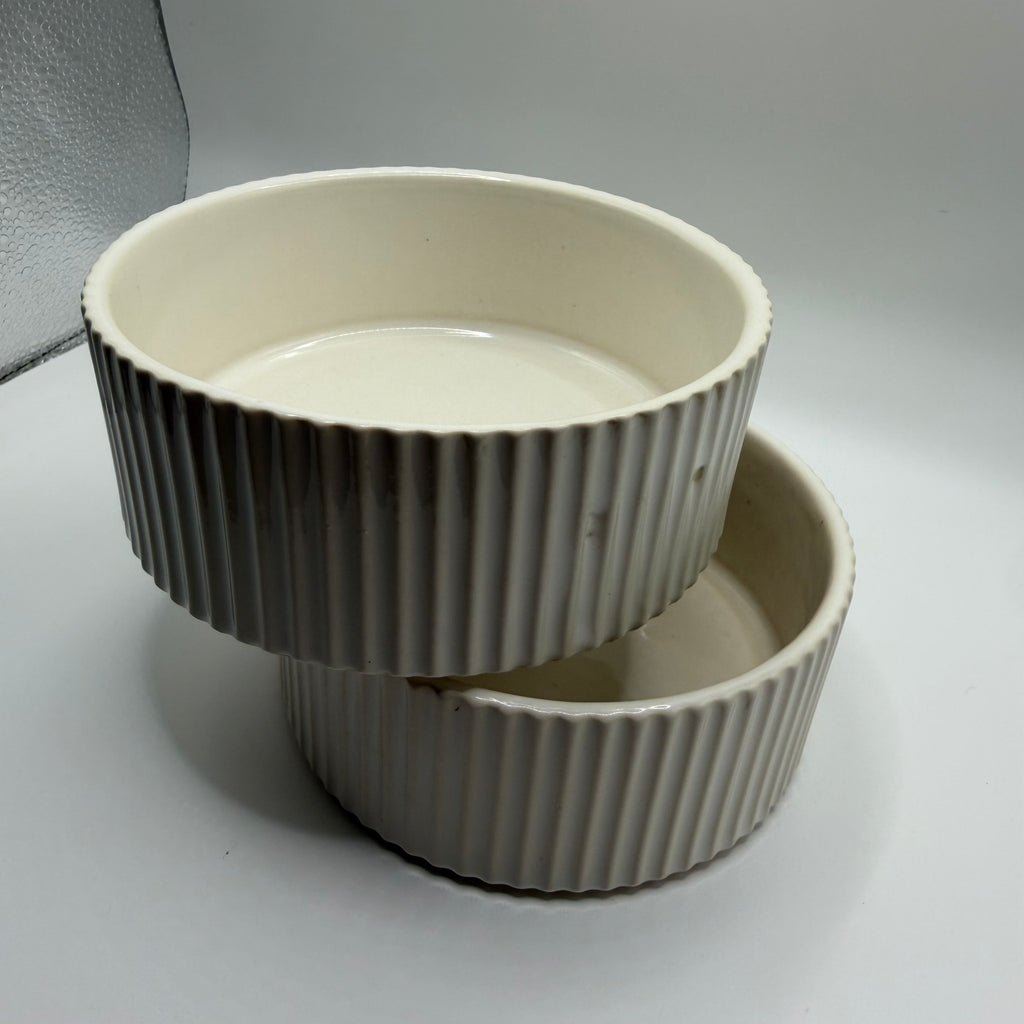 Grooved Soup/Cereal Bowl in Glossy Satin White