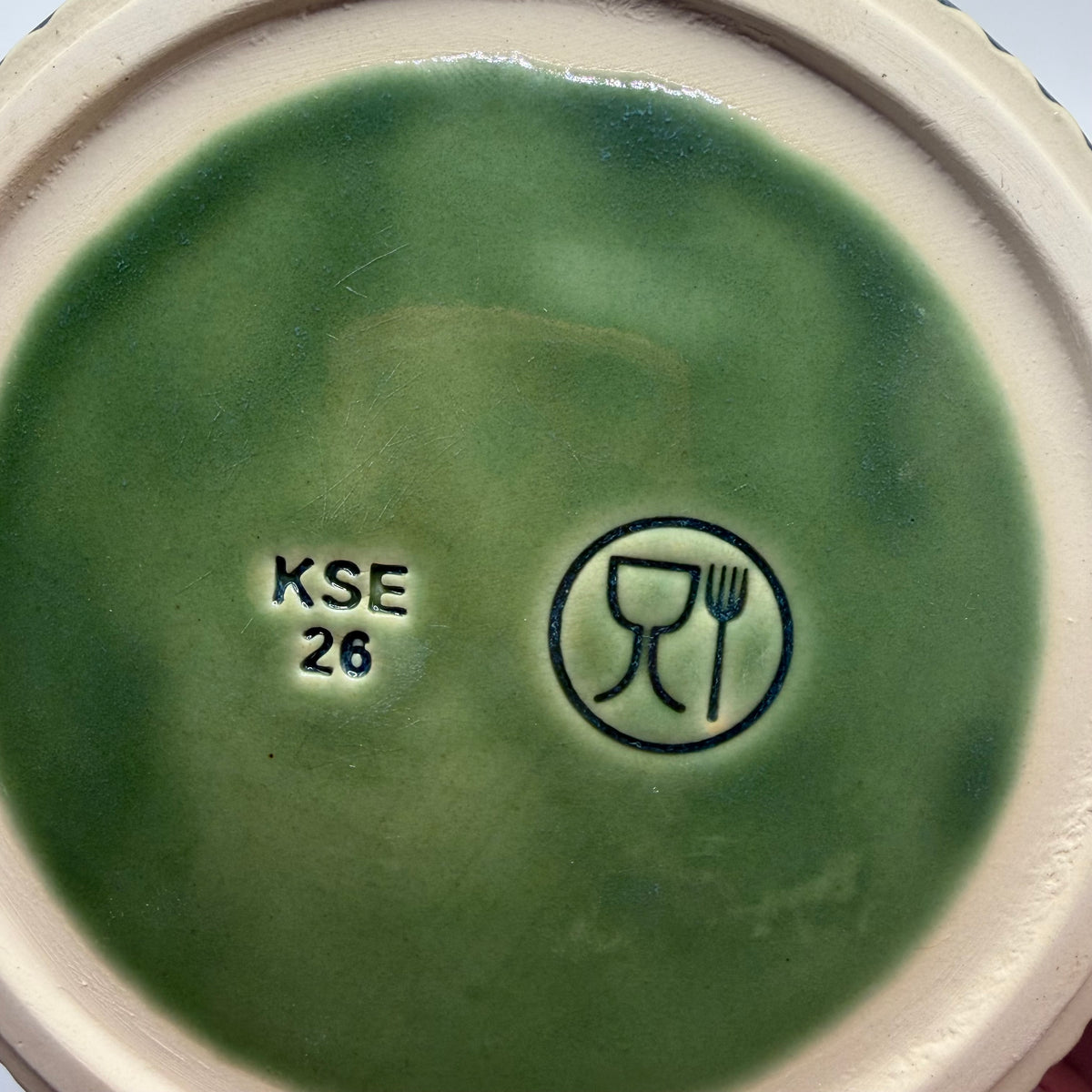 Grooved Soup/Cereal Bowl in Glossy Rhodes Green