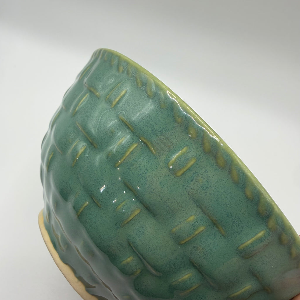 Basket-weave Soup/Cereal Bowl in Keen Green